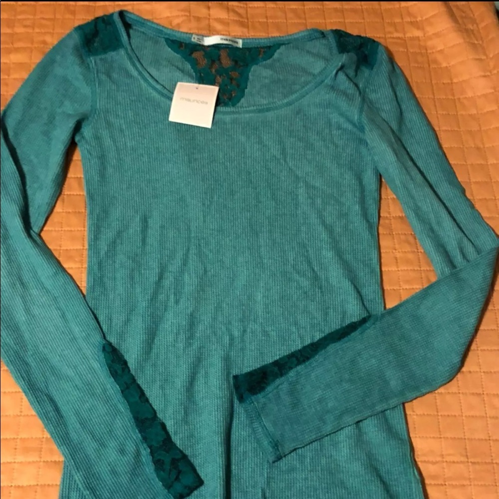 NWT long sleeve top